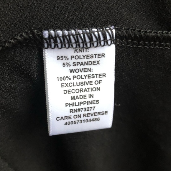 EUC! Women’s Elle Long Sleeve Ruffle Top Blouse - Picture 6 of 6